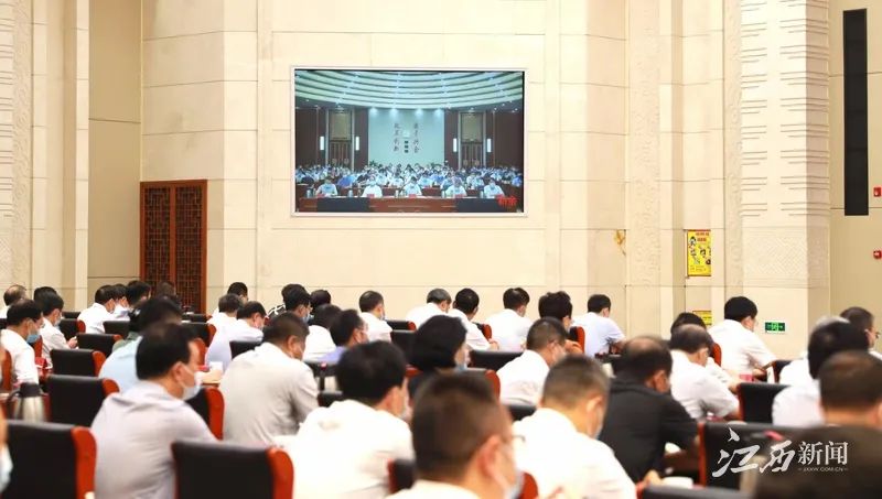 调结构稳增长惠民生_保民生促发展惠民生_