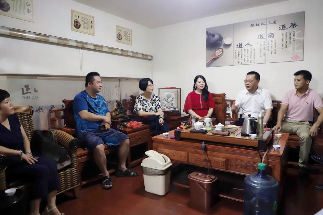退役军人大走访送温暖_走访退役军人企业_