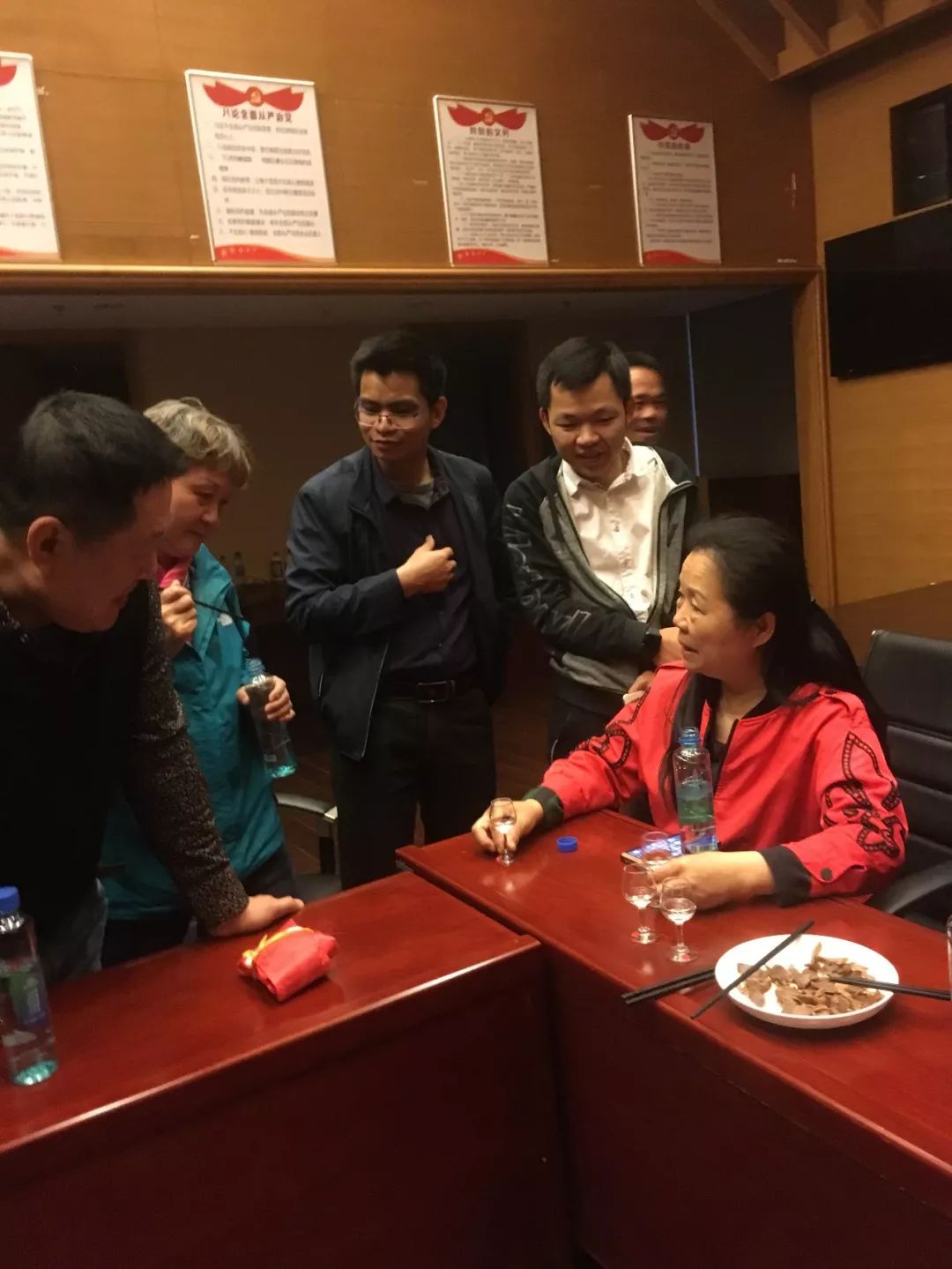 游荆州古城游后感_遵义董公寺珍酒厂_