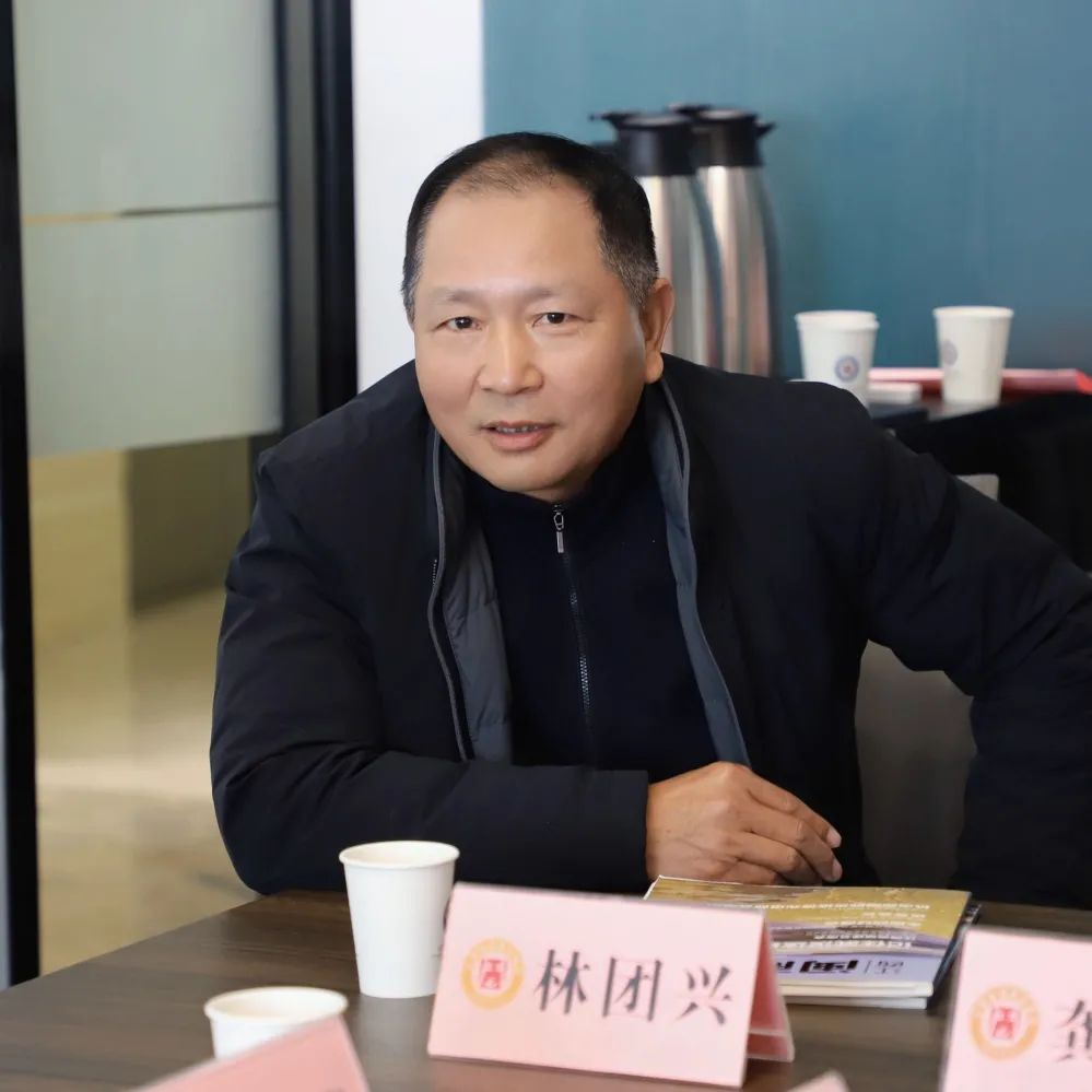 拜访商会会长__专访商会会长