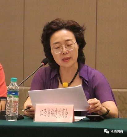 _商会脱贫攻坚总结报告_脱贫攻坚座谈会交流发言