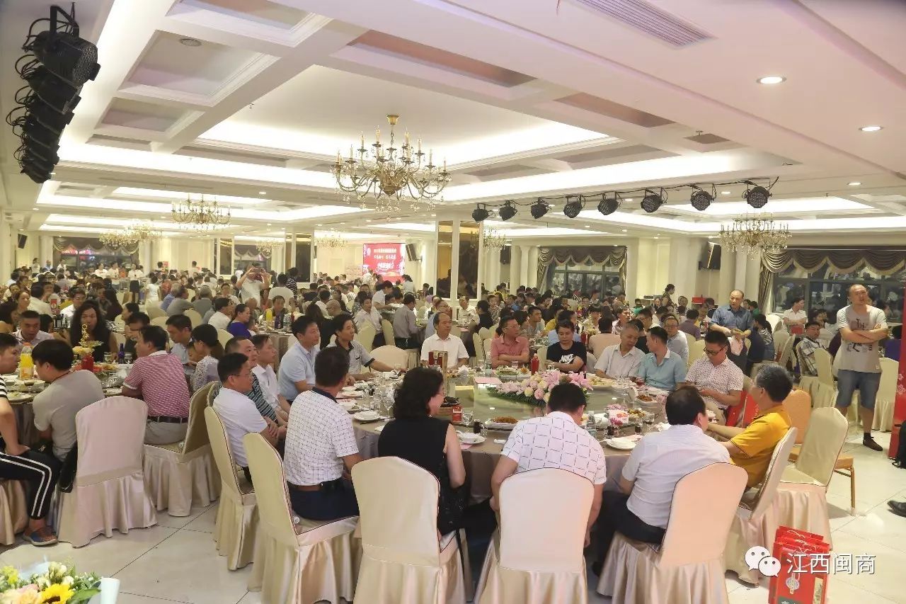 花开灿烂岁月静好__商会中秋晚会会长致辞