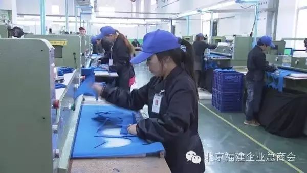 avery和aquite_西安鸿远职业高中_