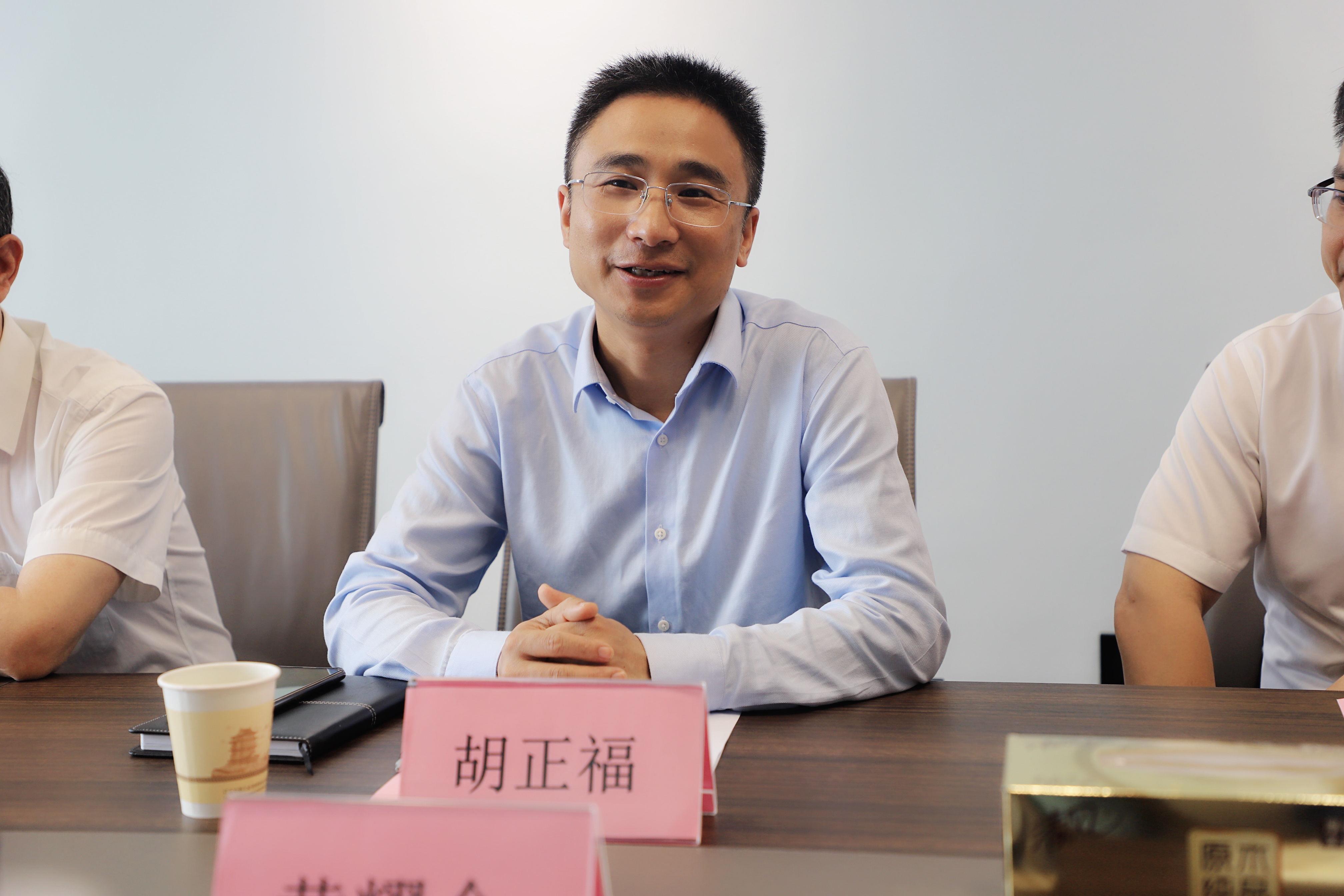胡正福_看图王.jpg