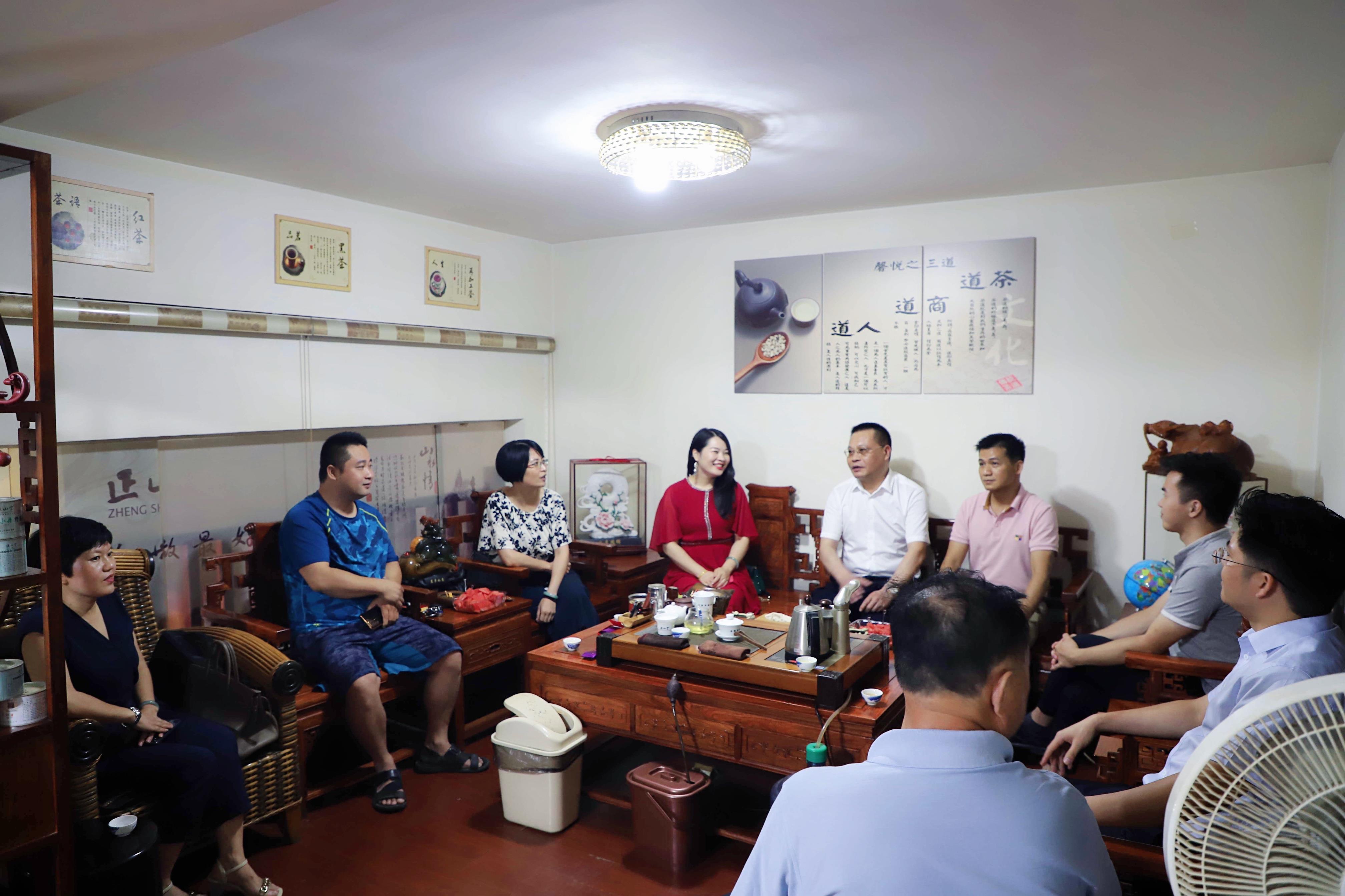 38c93cccd31f2cec631be7980e47724.jpg